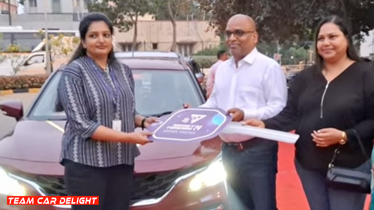 IT Firm Gifts 50 Cars to its Employees as Reward for Loyalty
