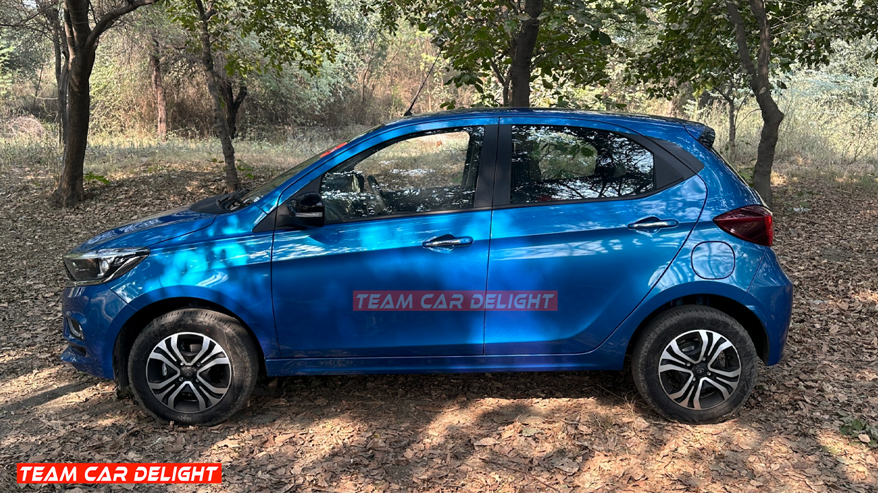 Tata Tiago iCNG AMT Side Shot