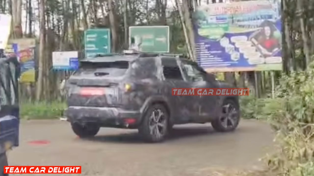 New Renault Duster spotted